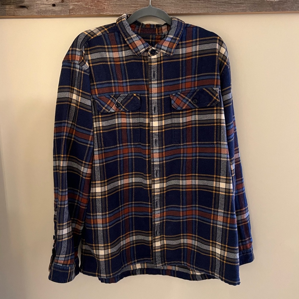 EUC Men’s Patagonia Long Sleeve Button Up Flannel Shirt - Size L